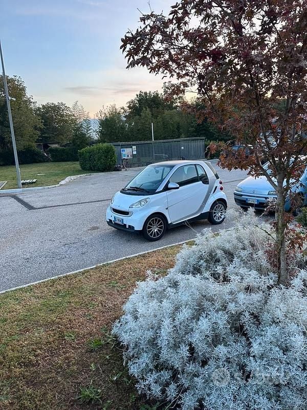 Bianco Usata 2007 Smart ForTwo Coupé Pure Coupé | 4300 € (Cara) - Immagine 1/4