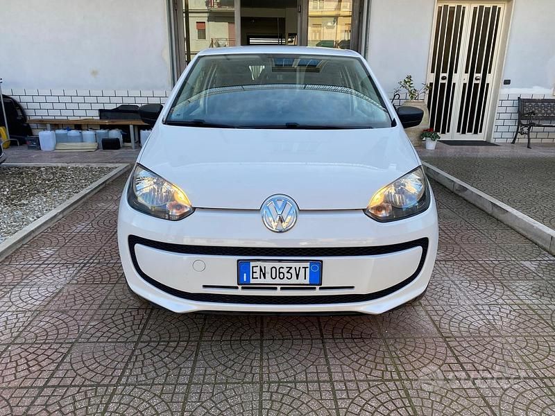 Usata VW up! 74 CV (54 kW) 2012 Bianco Utilitaria