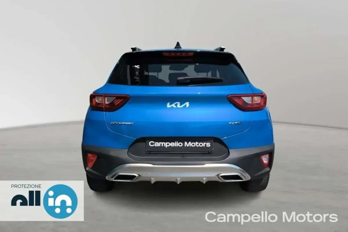 Usata Kia Stonic GT-Line 120 CV (88 kW) 2022 Blu SUV
