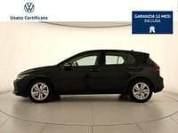 Usata VW Golf VIII Life 116 CV (85 kW) 2025 Grigio Utilitaria