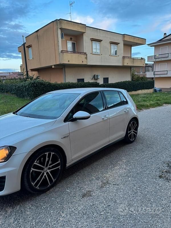 Usata VW Golf VII GTD 184 CV (135 kW) 2014 Berlina