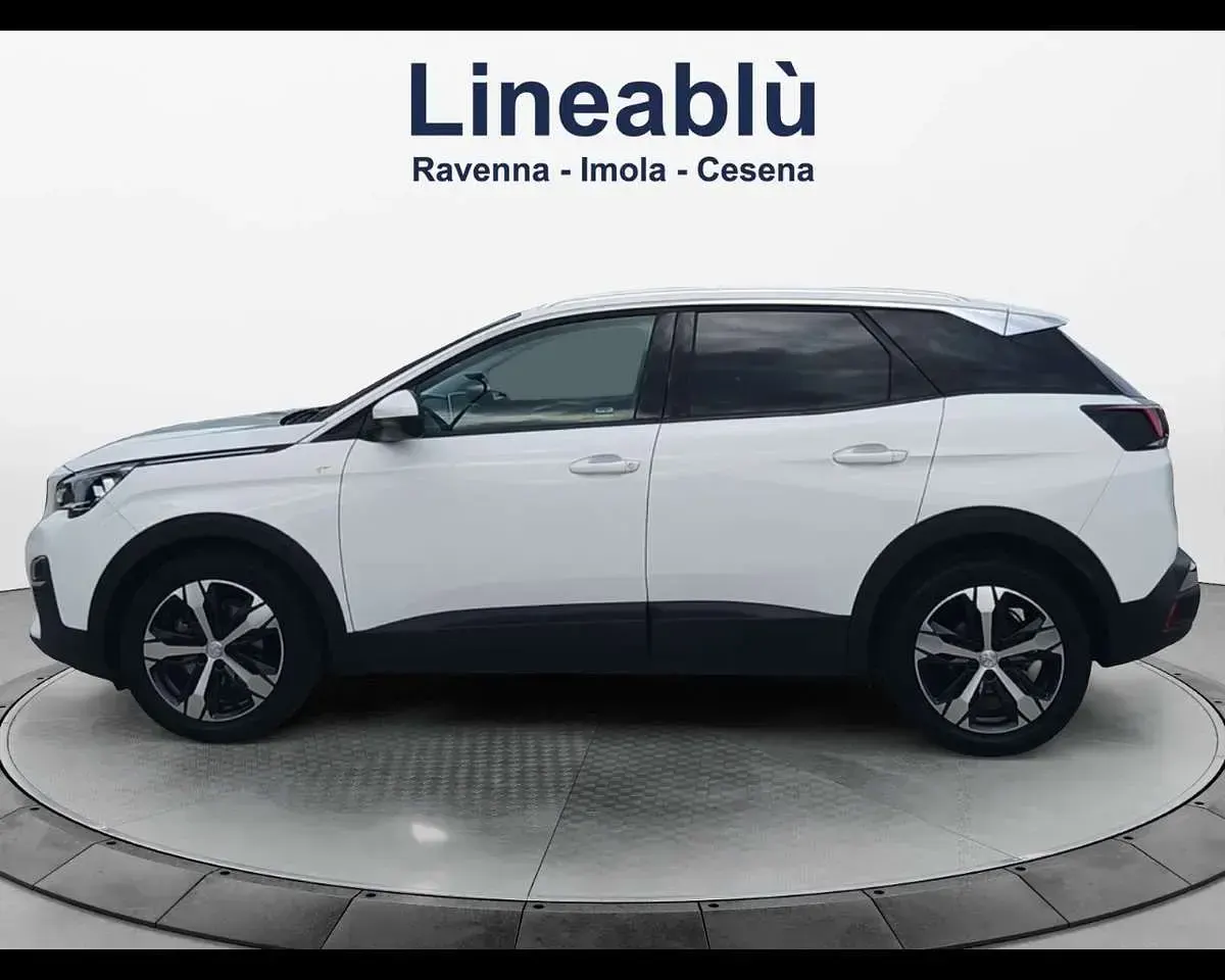 Usata Peugeot 3008 Allure 131 CV (96 kW) 2017 Bianco SUV