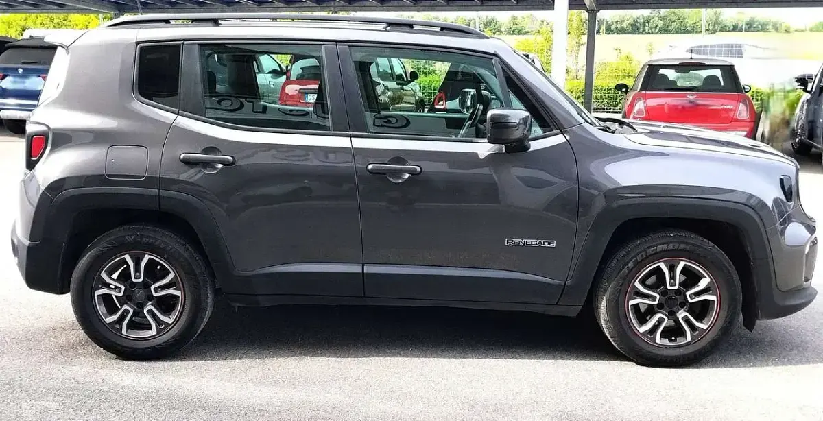 Usata Jeep Renegade Longitude 120 CV (88 kW) 2019 Grigio SUV