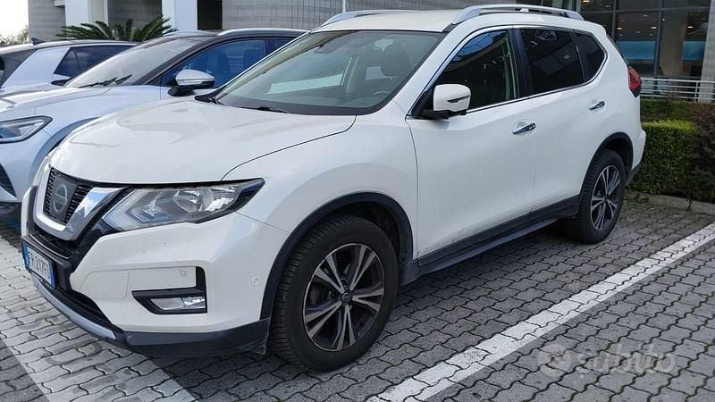 Usata Nissan X-Trail N-Connecta 131 CV (96 kW) 2017 Bianco SUV
