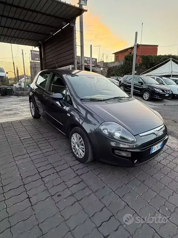 Usata Fiat Punto Evo 75 CV (55 kW) 2016 Grigio Utilitaria
