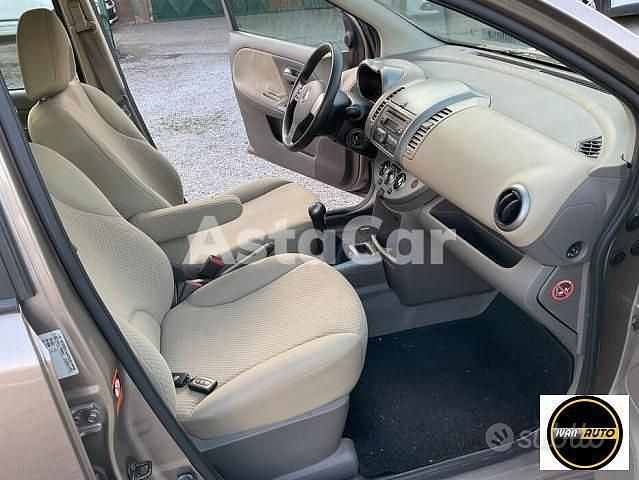 Usata Nissan Note 110 CV (80 kW) 2006 Marrone Utilitaria