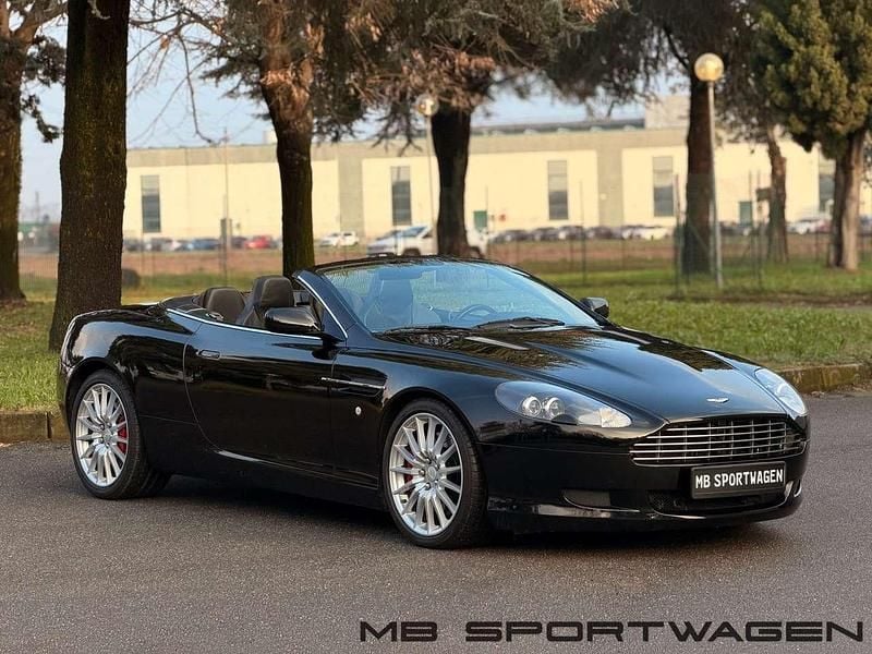 Nero Usata 2005 Aston Martin DB9 Cabrio | 59.999 € - Immagine 1/4