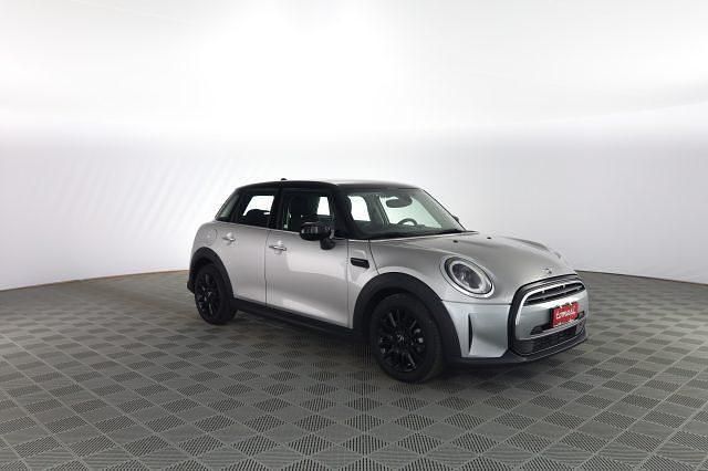 Usata Mini Cooper Classic 135 CV (99 kW) 2023 Argento Utilitaria