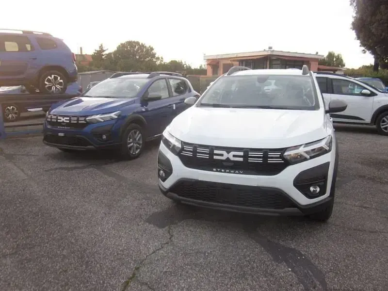 Nuova Dacia Sandero Expression 122 CV (89 kW) 2026 Bianco