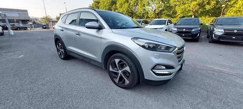 Usata Hyundai Tucson Xpossible 185 CV (136 kW) 2016 Argento SUV