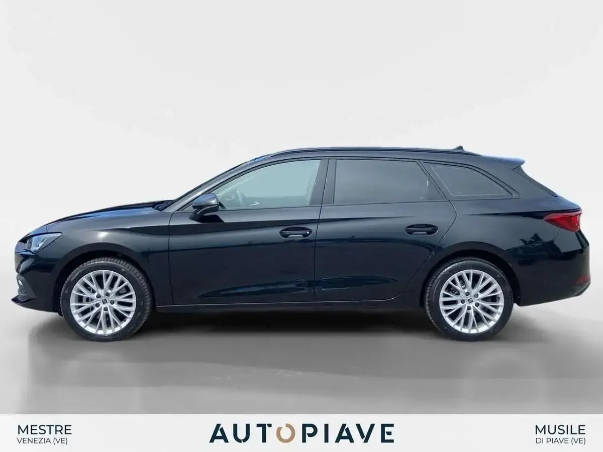 Usata Seat Leon Style 150 CV (110 kW) 2025 Nero Station wagon