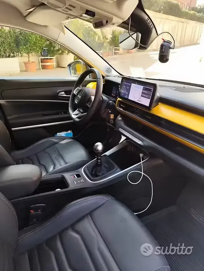 Usata Jeep Avenger Summit 100 CV (73 kW) 2023 Nero SUV