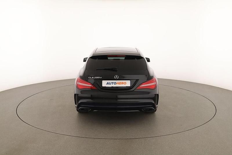 Usata Mercedes CLA200 Shooting Brake Premium 135 CV (99 kW) 2018 Nero Station wagon