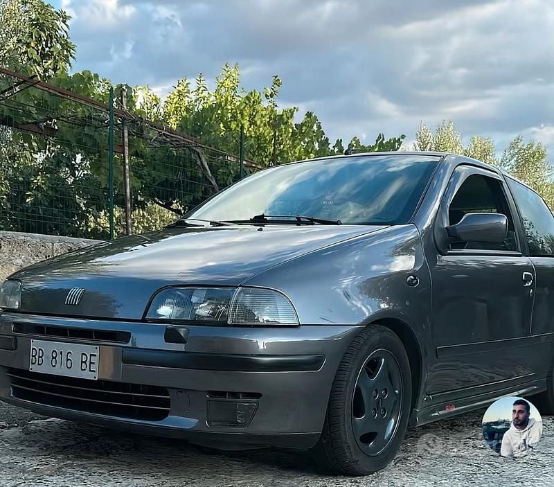 Usata Fiat Punto 131 CV (96 kW) 1997 Grigio Berlina