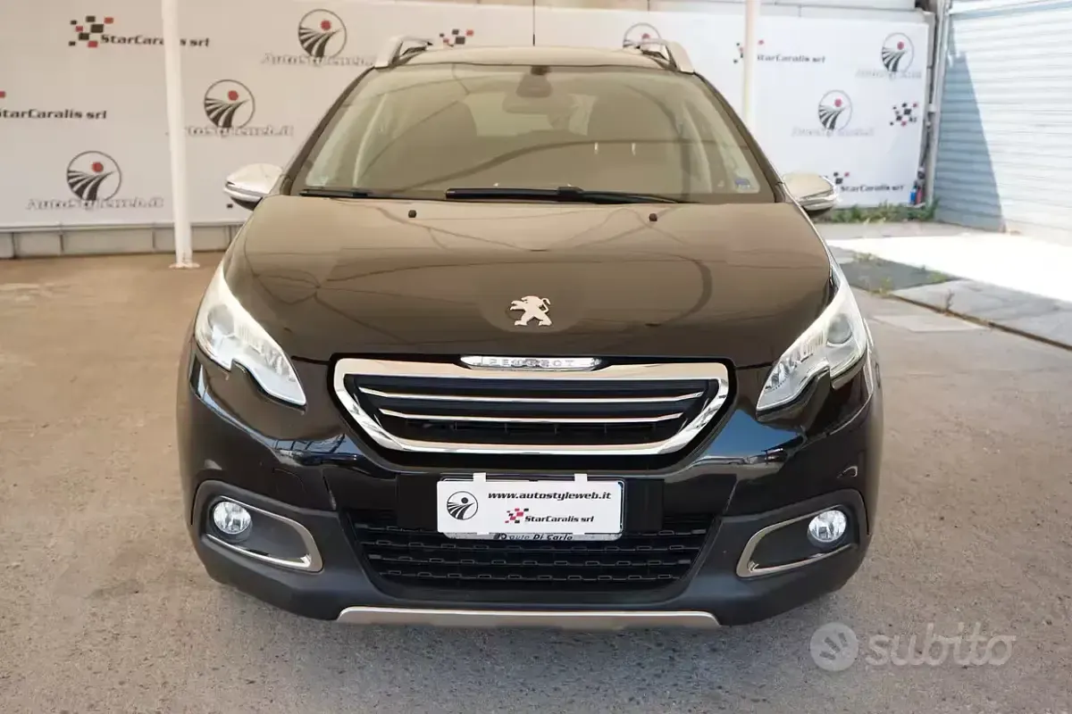 Usata Peugeot 2008 Allure 120 CV (88 kW) 2016 Nero SUV