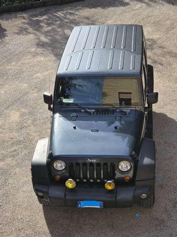 Usata Jeep Wrangler Unlimited Sahara 177 CV (130 kW) 2008 Grigio SUV