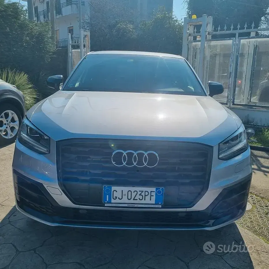 Usata Audi Q2 S-Line 150 CV (110 kW) 2020 Grigio SUV