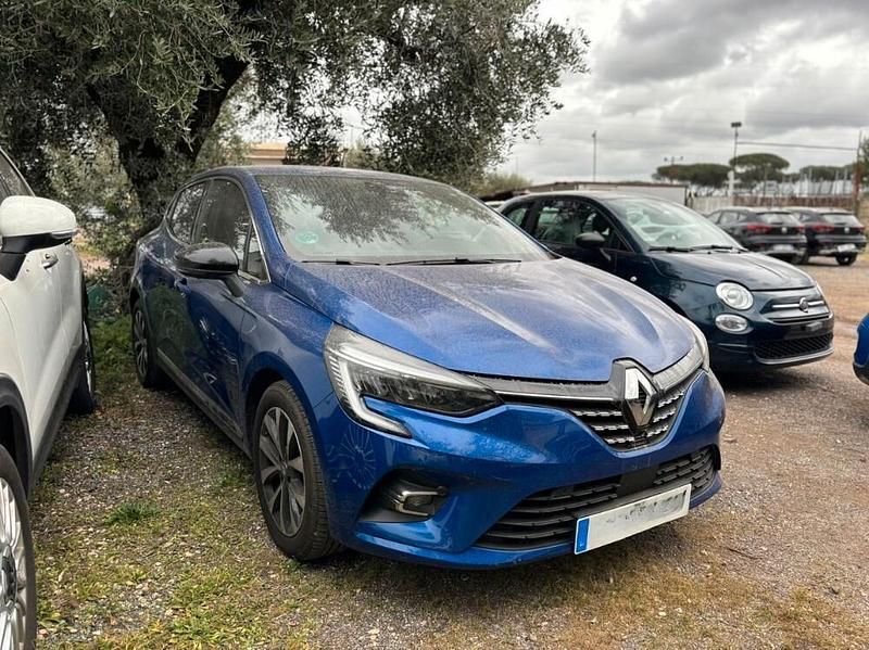 Usata Renault Clio V Techno 140 CV (102 kW) 2023 Blu Berlina