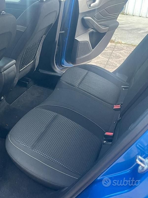 Usata Ford Focus Active 120 CV (88 kW) 2019 Blu/azzurro Station wagon