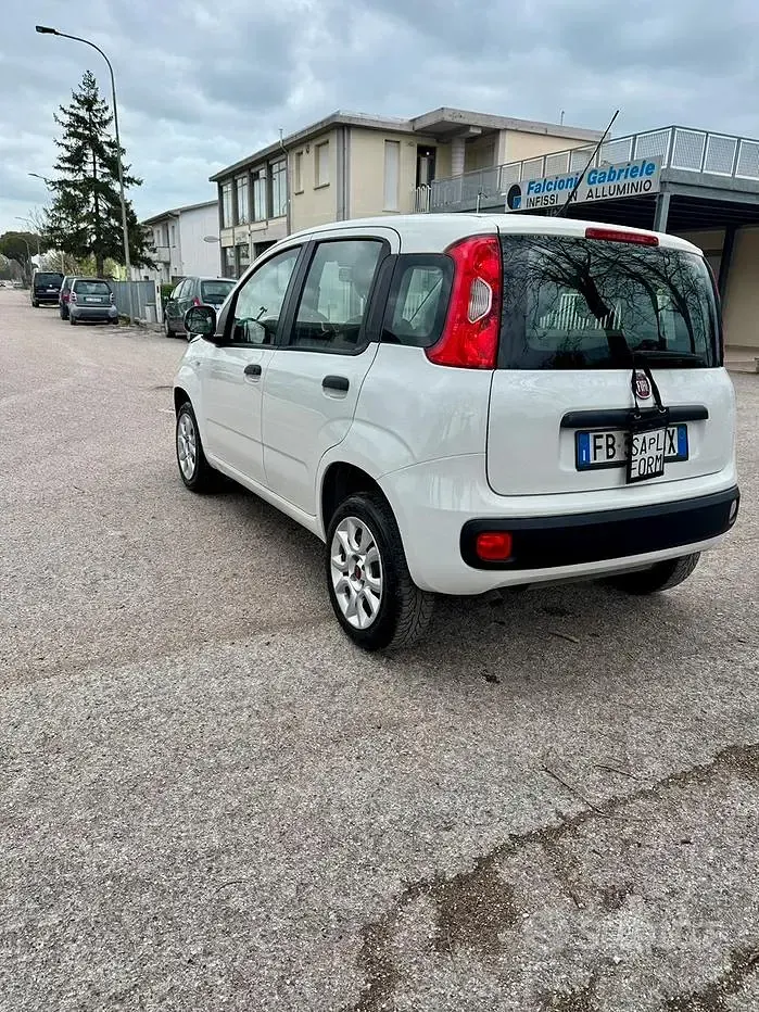 Usata Fiat Panda 85 CV (62 kW) 2015 Bianco Utilitaria