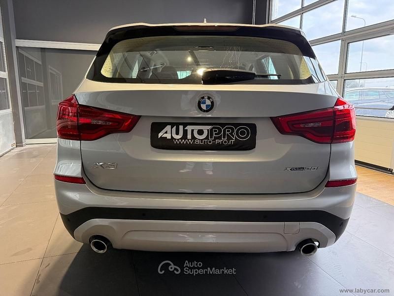 Usata BMW X3 Advantage 184 CV (135 kW) 2019 Gray SUV