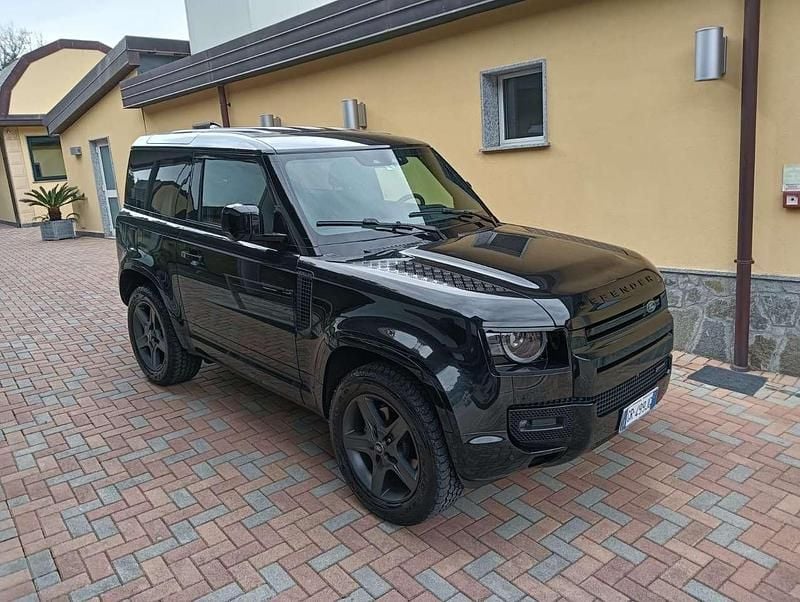 Usata Land Rover Defender HSE Dynamic 249 CV (183 kW) 2023 Nero met SUV
