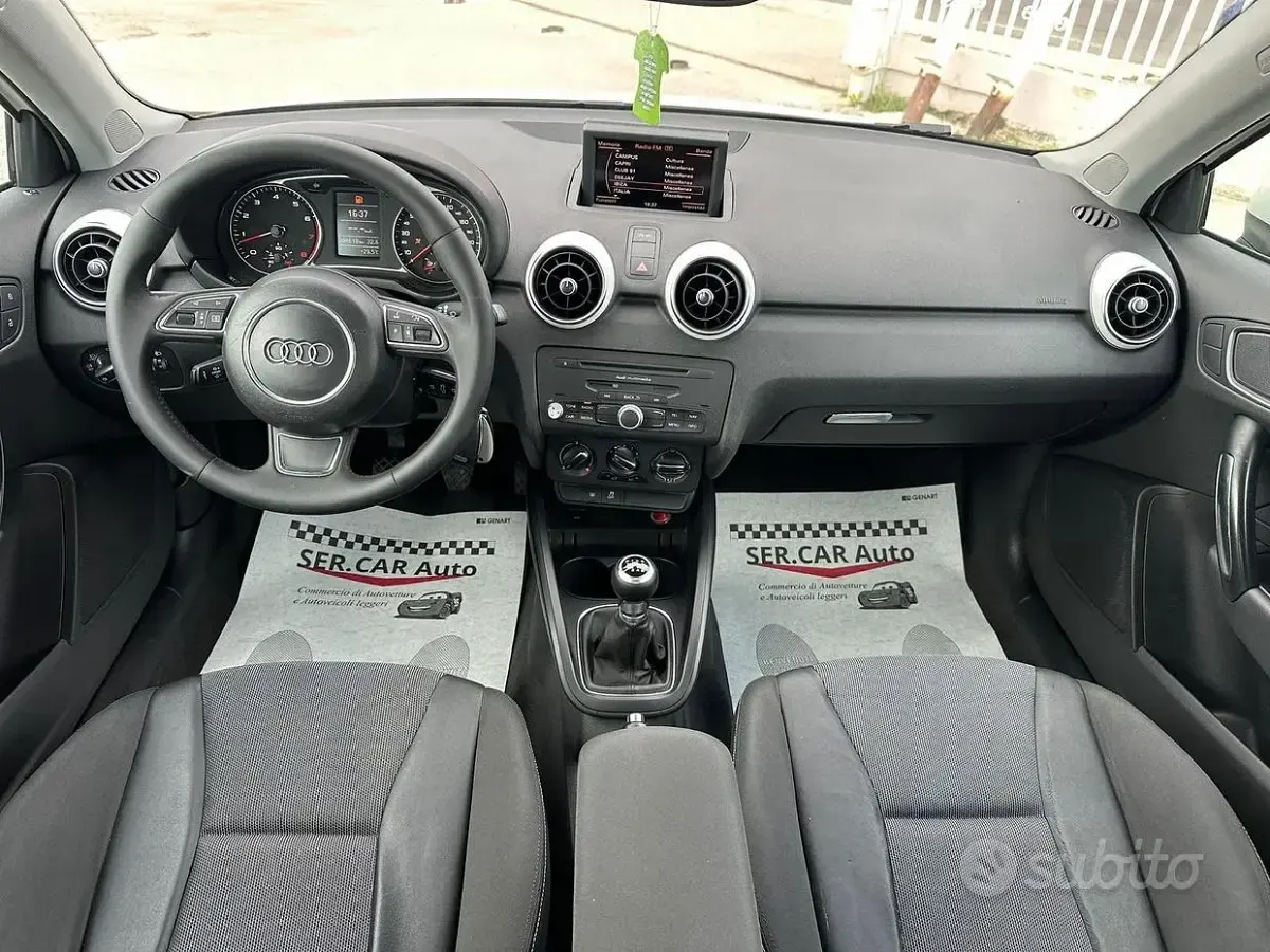 Usata Audi A1 Ambition 122 CV (89 kW) 2011 Bianco Utilitaria