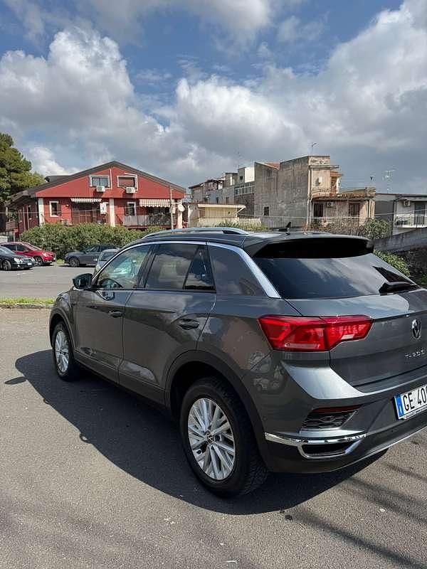 Usata VW T-Roc Style 150 CV (110 kW) 2021 Grigio SUV