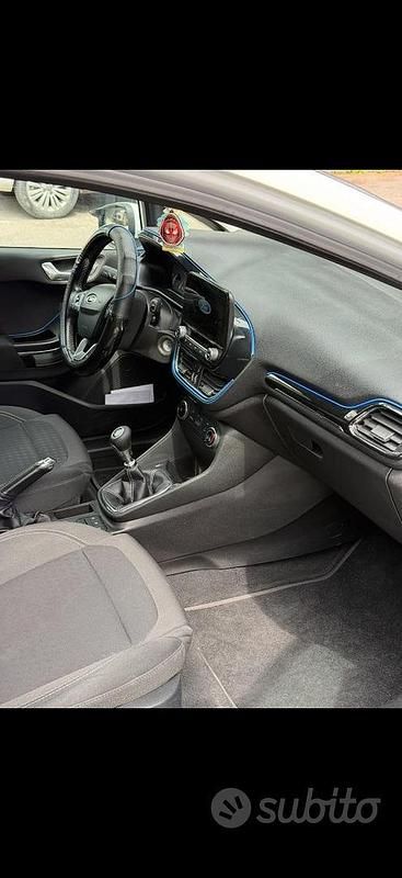 Usado Ford Fiesta 100 HP (73 kW) 2017 Branco Citadino