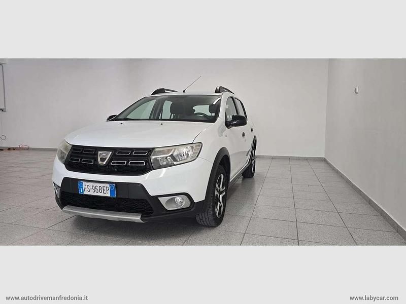 Usata Dacia Sandero Stepway 95 CV (69 kW) 2018 Bianco Utilitaria