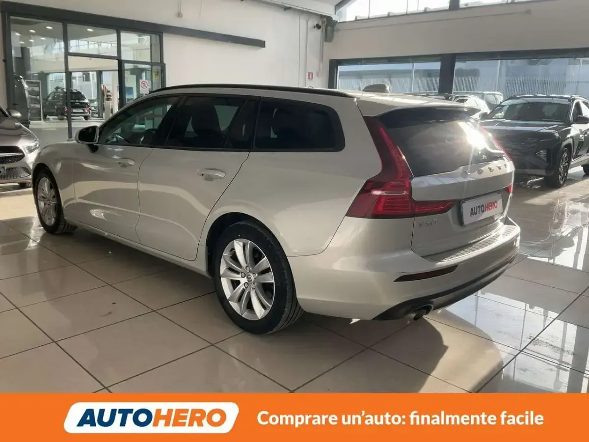 Usado Volvo V60 Business Edition 197 CV (144 kW) 2021 Gris Familiar