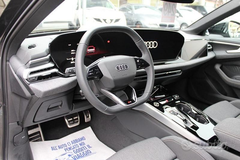 Usata Audi A5 S-Line 204 CV (150 kW) 2025 Grigio scuro Station wagon