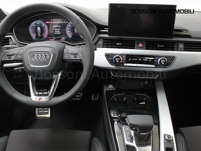 Nuova Audi A5 S-Line 204 CV (150 kW) 2025 Grigio chronos metallizzato