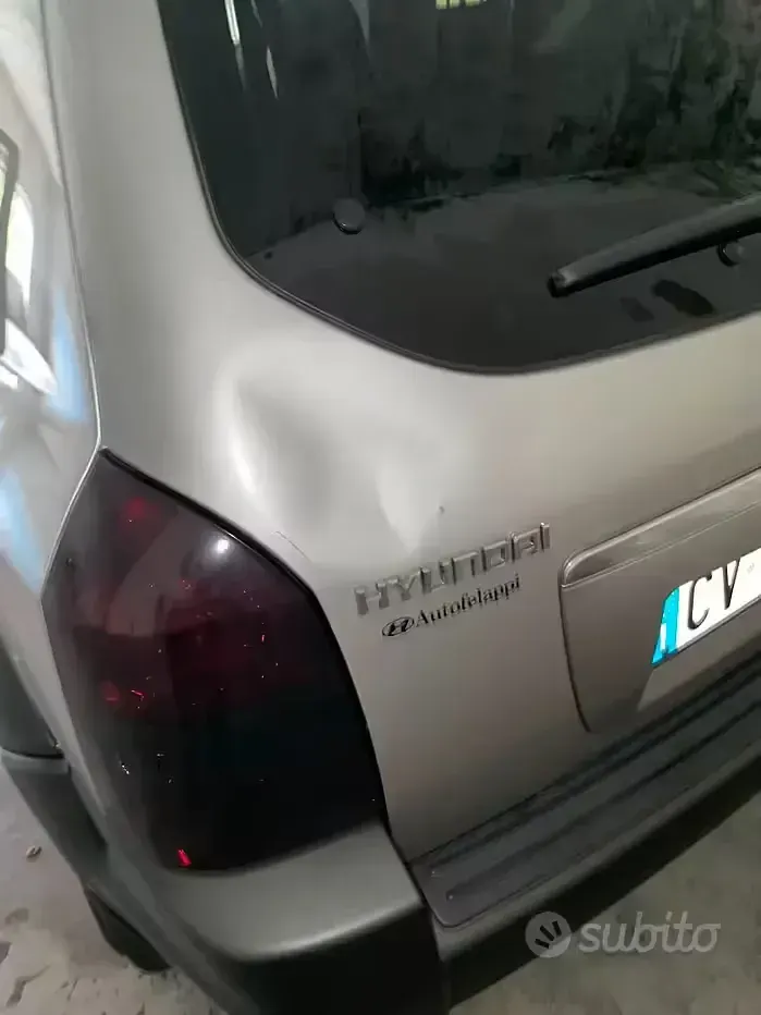 Usata Hyundai Tucson 141 CV (103 kW) 2005 Grigio SUV