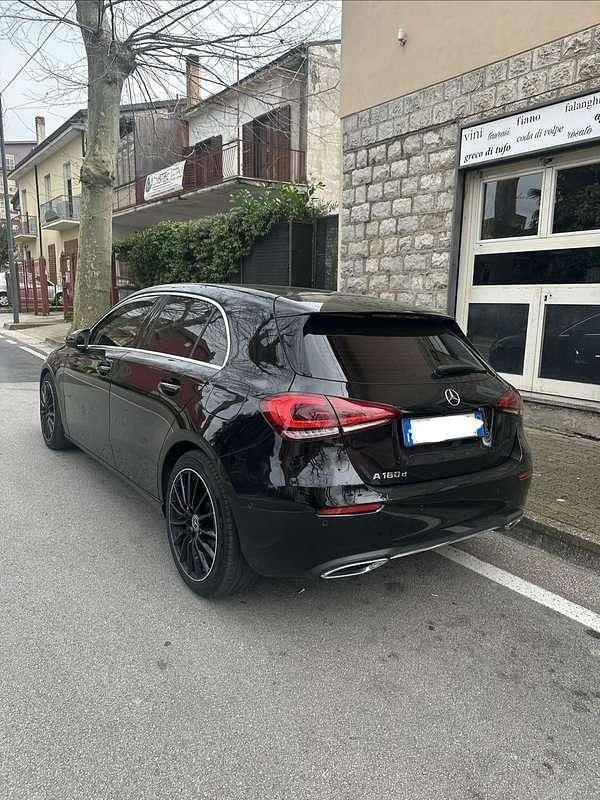 Usata Mercedes A180 116 CV (85 kW) 2020 Berlina