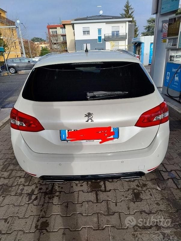 Bianco Usata 2016 Peugeot 308 SW GT-line Station wagon | 10.000 € (Buon prezzo) - Immagine 1/4