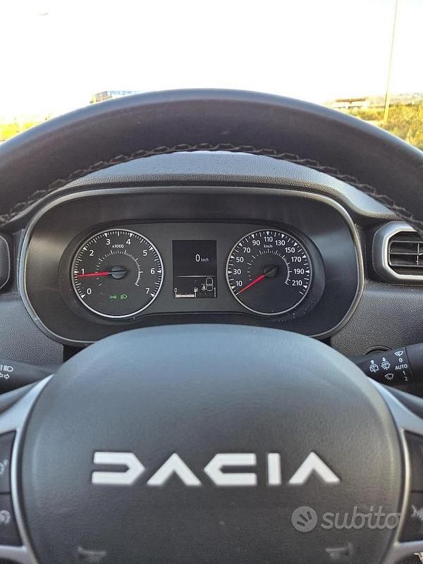 Usata Dacia Duster 115 CV (84 kW) 2024 Bianco SUV