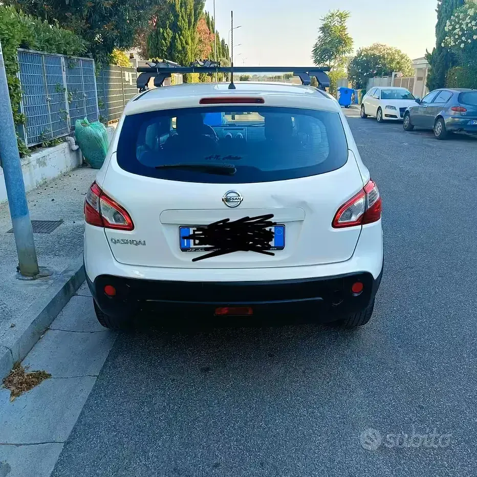 Usata Nissan Qashqai 117 CV (86 kW) 2012 Bianco SUV
