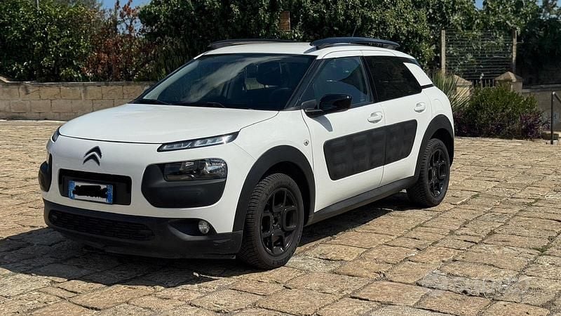 Usata Citroën C4 Cactus 75 CV (55 kW) 2015 Utilitaria