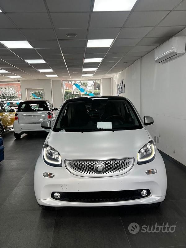 Usata Smart ForTwo Coupé Prime 70 CV (51 kW) 2017 Bianco Coupé