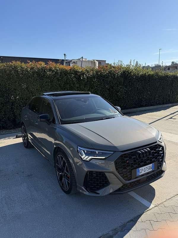 Usata Audi RS Q3 Comfort 400 CV (294 kW) 2023 Grigio SUV