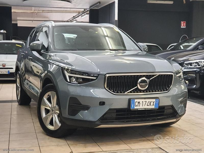 Usata Volvo XC40 Core 129 CV (94 kW) 2022 Blu/azzurro SUV