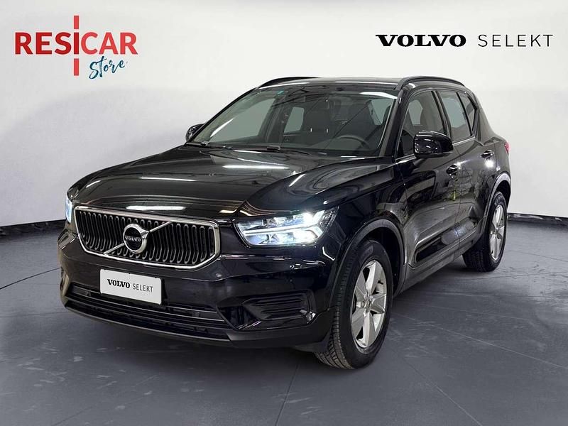 Usata Volvo XC40 Momentum 163 CV (119 kW) 2020 Nero SUV