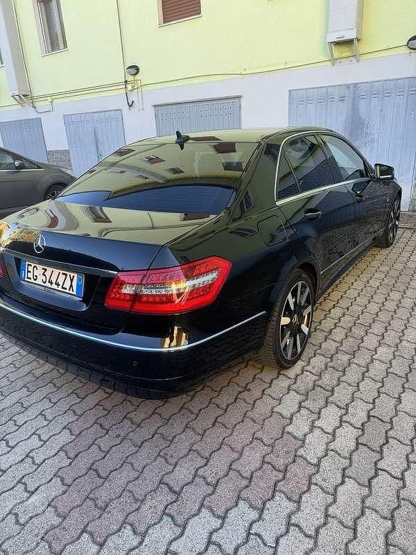 Usata Mercedes E220 Avantgarde 170 CV (125 kW) 2011 Berlina