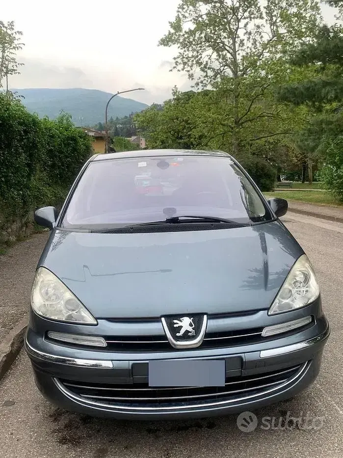 Usata Peugeot 807 163 CV (119 kW) 2010 Grigio Monovolume