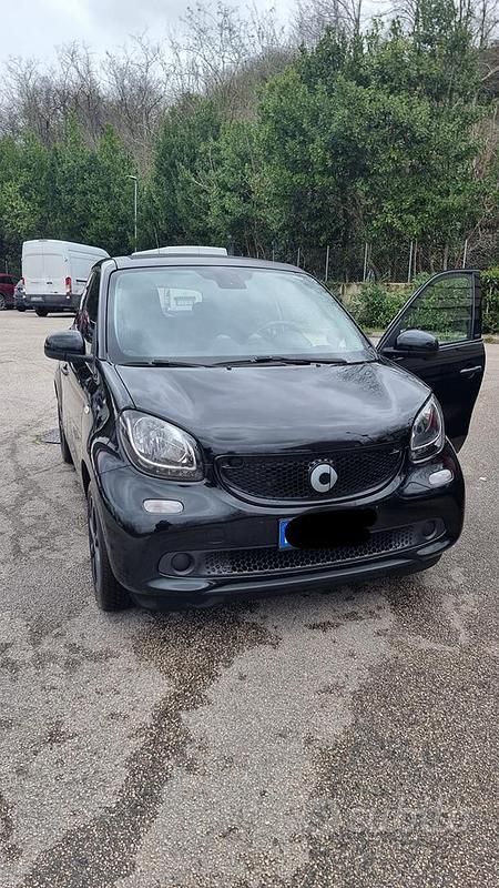 Usata Smart ForFour 2016 Nero Utilitaria
