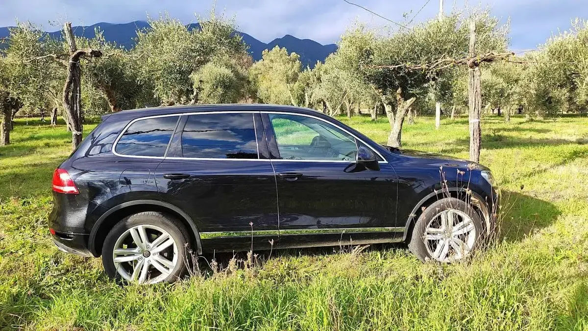 Usata VW Touareg 245 CV (180 kW) 2012 Nero SUV