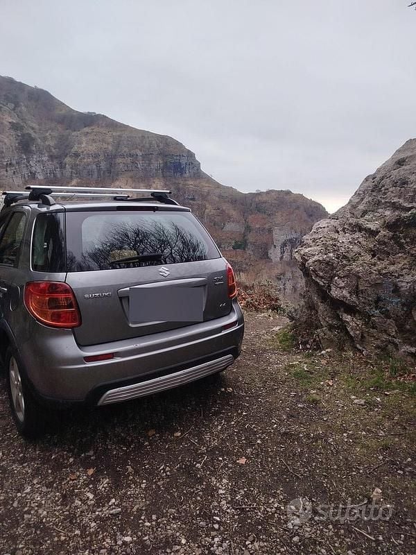 Usata Suzuki SX4 120 CV (88 kW) 2006 Grigio Station wagon