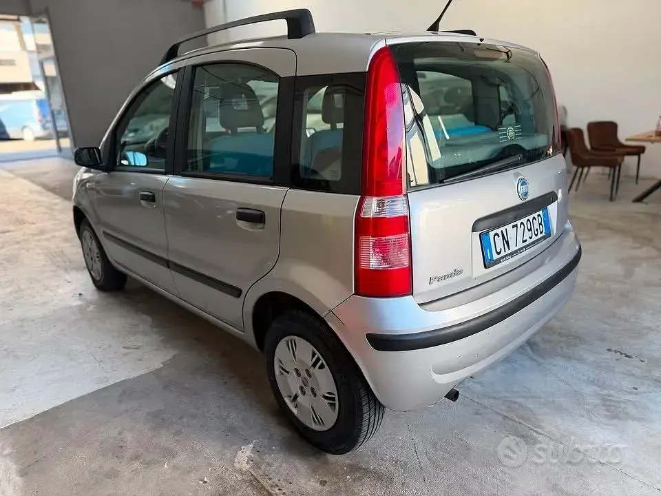 Usata Fiat Panda Dynamic 60 CV (44 kW) 2004 Grigio Utilitaria