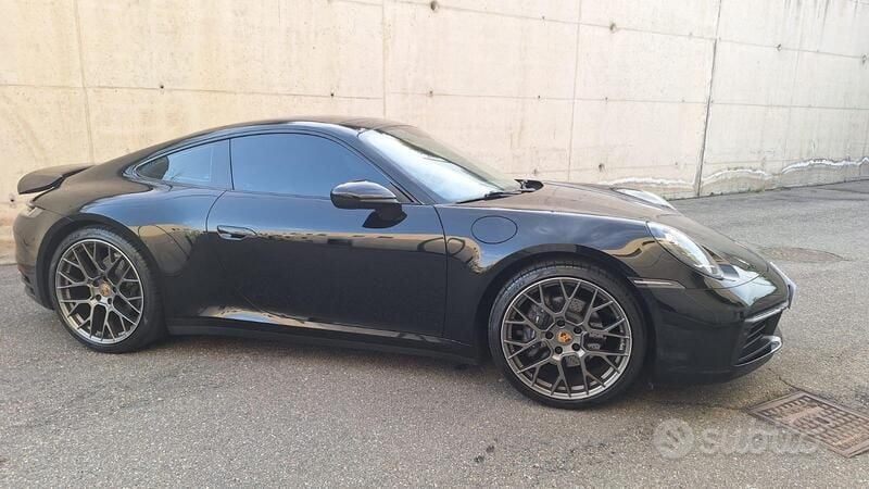Usata Porsche 911 385 CV (283 kW) 2021 Nero Coupé
